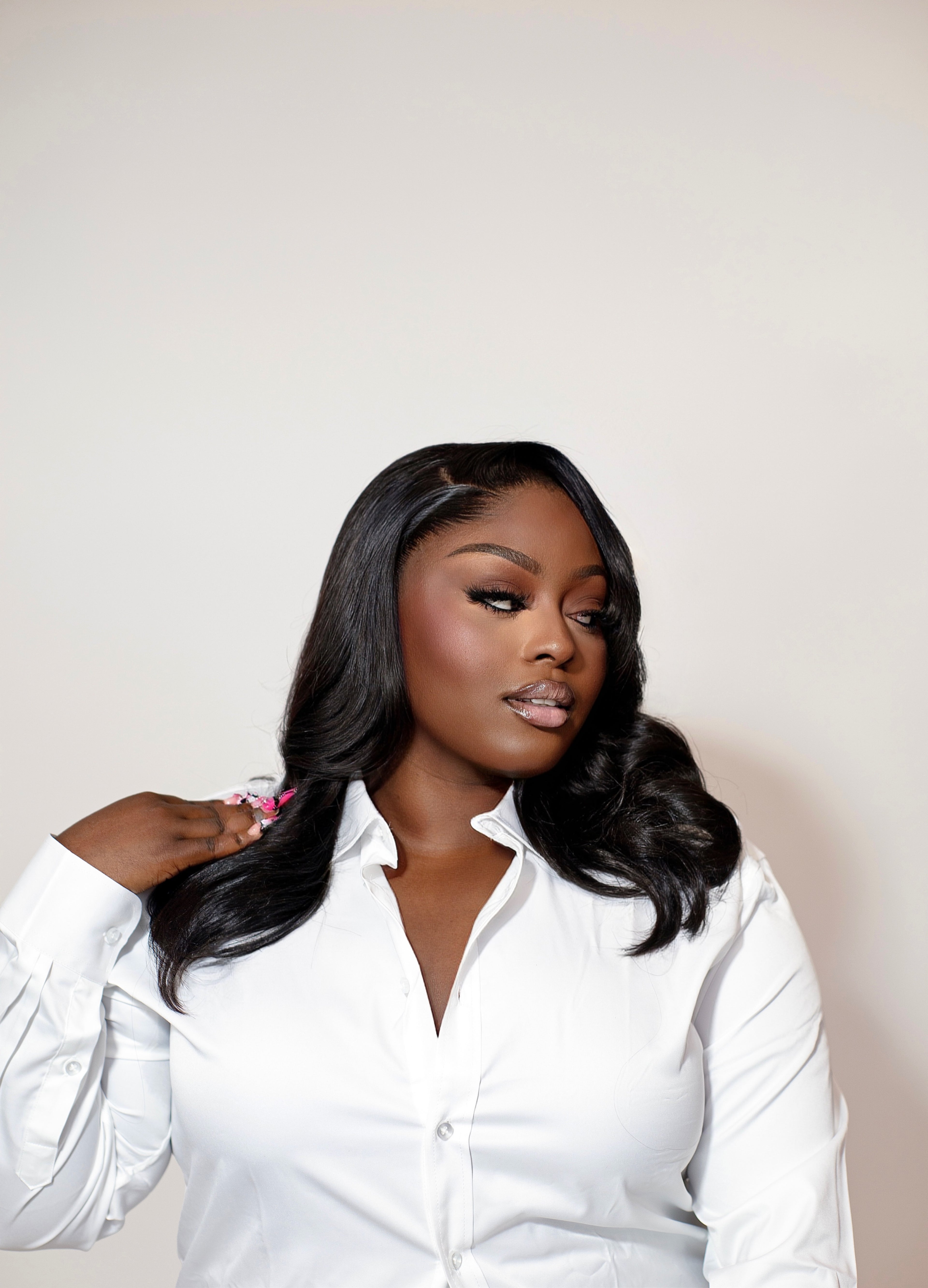 STRAIGHT WIG  PRO FRONTAL WIG